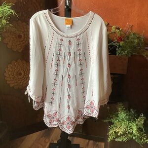 Ruby Rd. Large white with embroidered accents scalloped hem pullover top